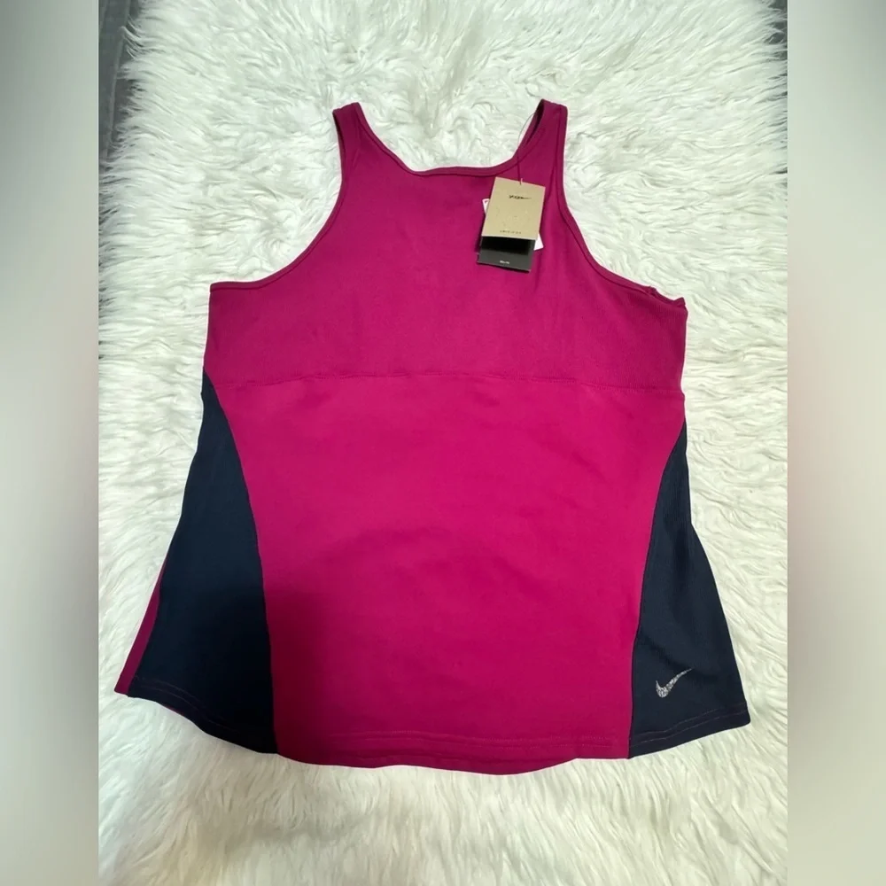 - Nike Dri-Fit Yoga Burgundy Women's Tank Top Size XL
